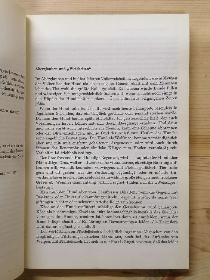 ABC der Hundehaltung. Ein Leitfaden für Hundeliebhaber, -halter und -züchter mit einem ausführlichen Rassenverzeichnis. Азбука утримання собак (нім.) - Ingrid Seupel. 1980